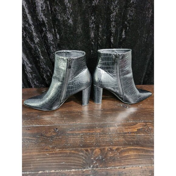 DREAM PAIRS Sianna Croc Embossed Block Heel Ankle Booties/Sz. 9.5 - Picture 2 of 8